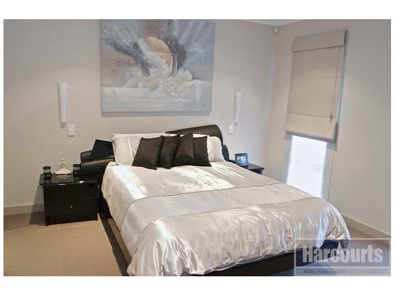 5a McBeth Way, Kardinya WA 6163