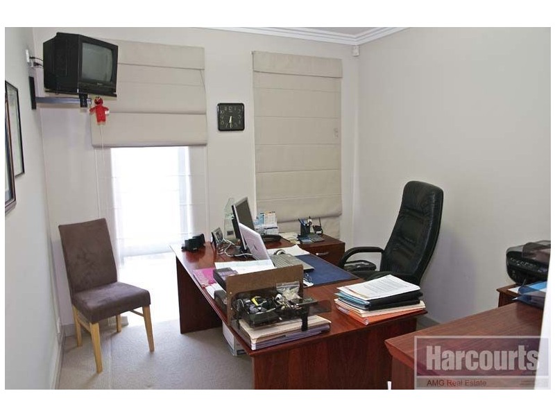 5a McBeth Way, Kardinya WA 6163