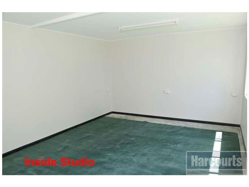 7/61 Waddell Road, Bicton WA 6157