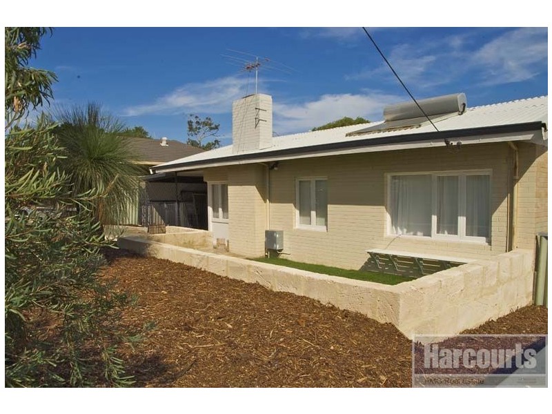 19 Antonio Street, Coolbellup WA 6163