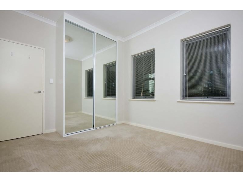 204/1 The Esplanade, Mount Pleasant WA 6153