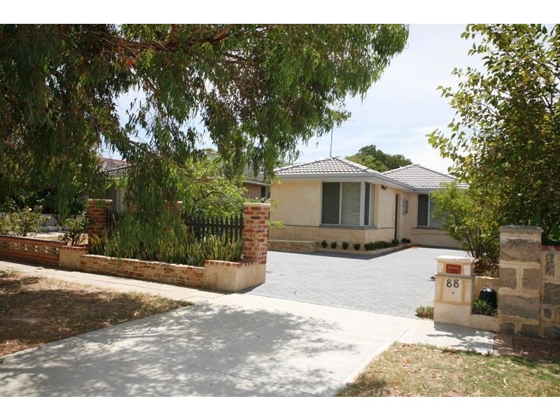 88 Samson Street, White Gum Valley WA 6162