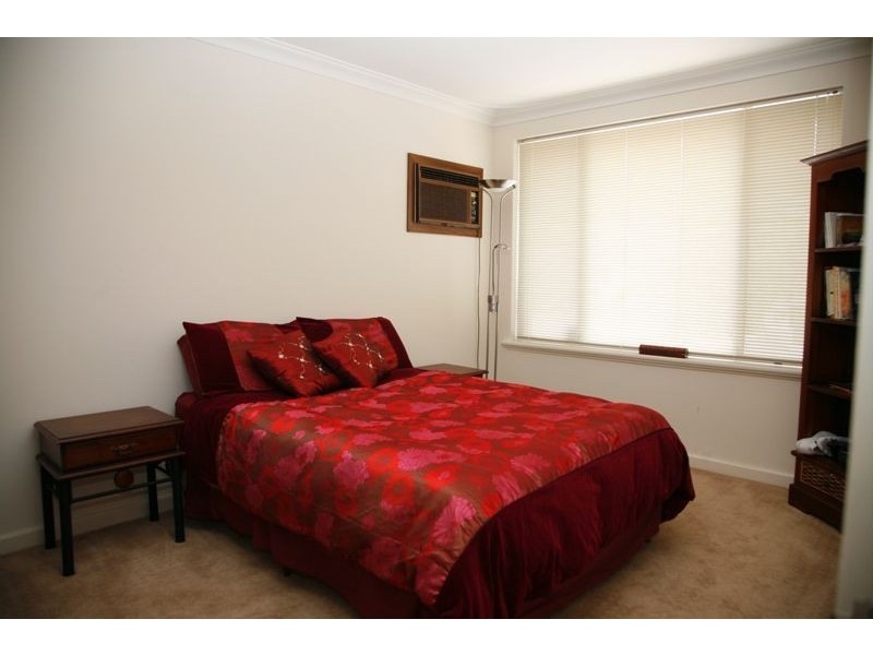 88 Samson Street, White Gum Valley WA 6162