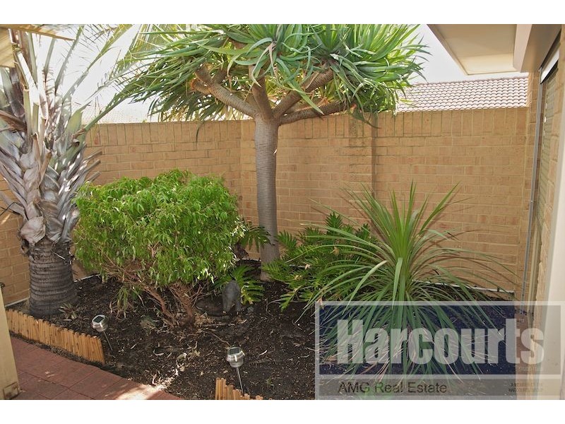2/27 Waddell Road, Palmyra WA 6157