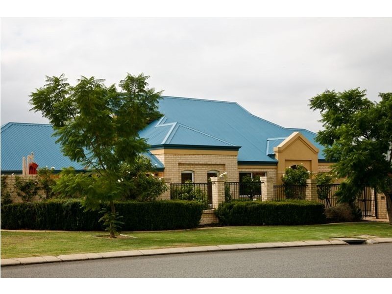 16 Klem Avenue, Salter Point WA 6152