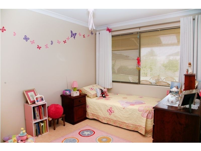 14 Murrumbidgee Drive, Hammond Park WA 6164