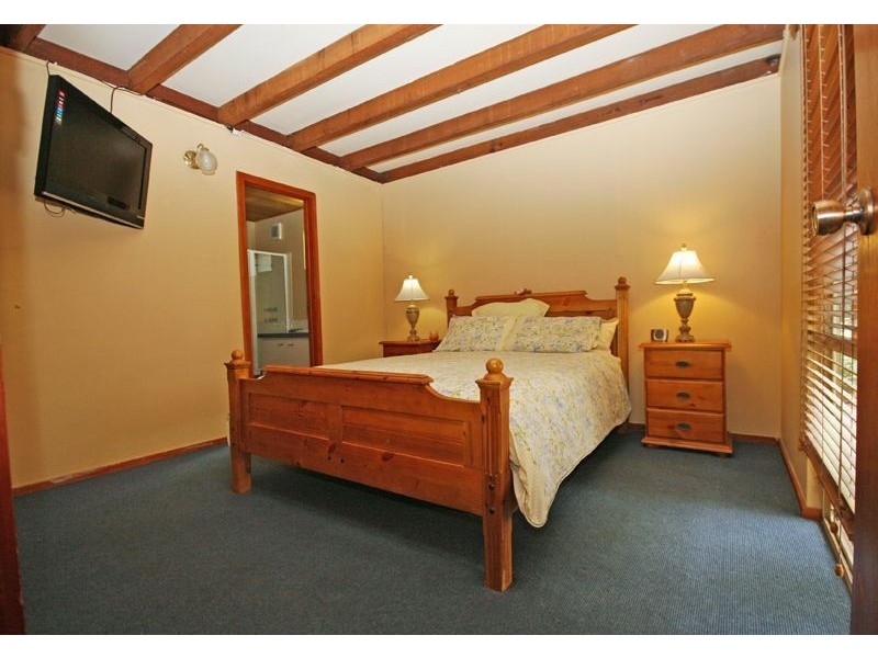 32 Roy Road, Coodanup WA 6210