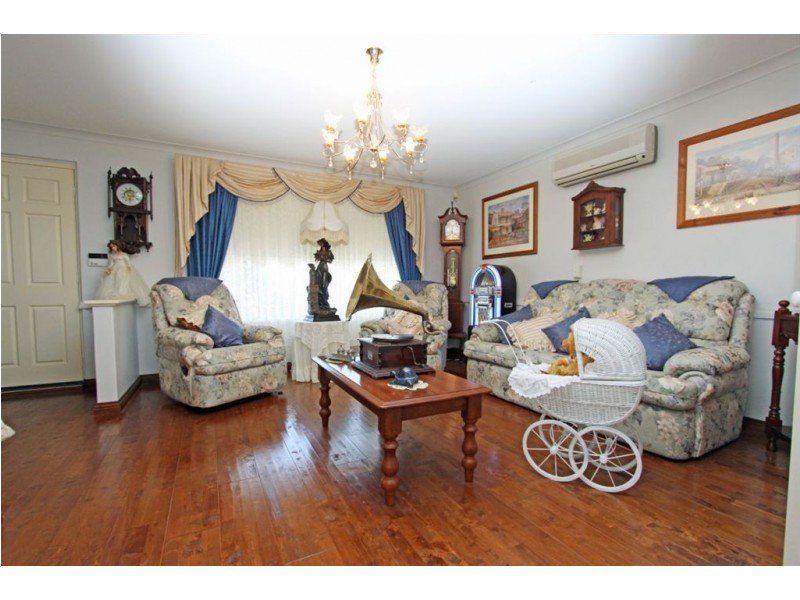 25 Lavender Gardens, Halls Head WA 6210