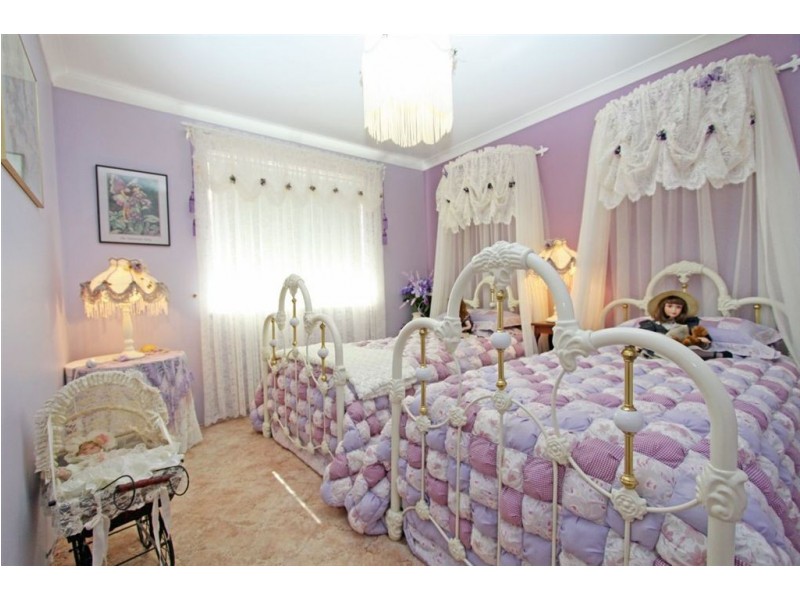 25 Lavender Gardens, Halls Head WA 6210