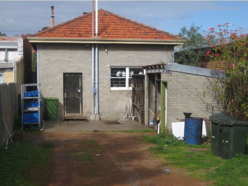 90 Bawdan Street, Willagee WA 6156