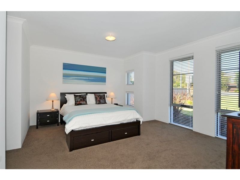 15a Baloo Crescent, Falcon WA 6210