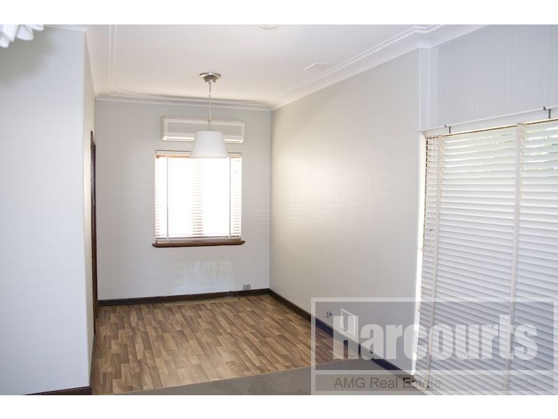 14 Cardew Street, Melville WA 6156