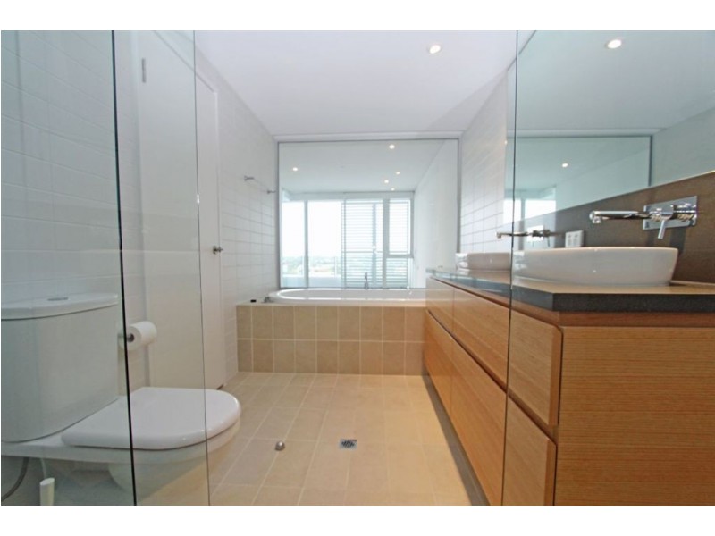 903/1 Marco Polo Drive, Mandurah WA 6210