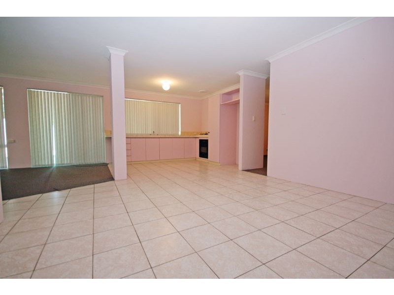 10 Meda Close, Greenfields WA 6210