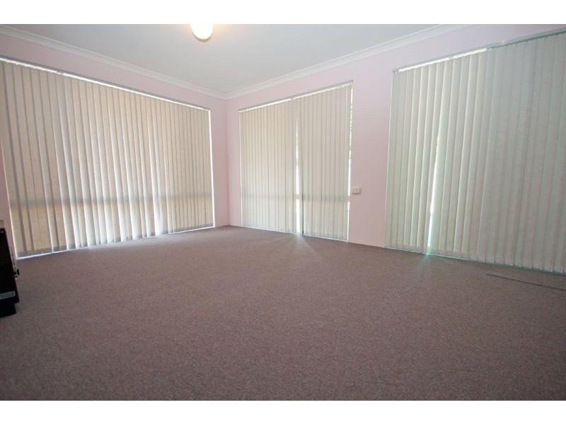 10 Meda Close, Greenfields WA 6210