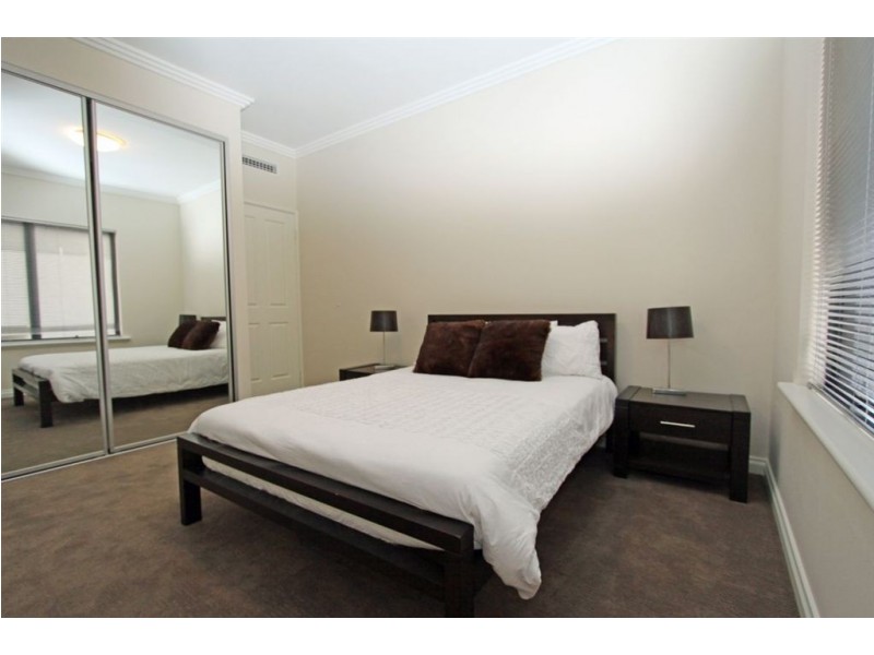 1/23 Galileo Loop, Mandurah WA 6210