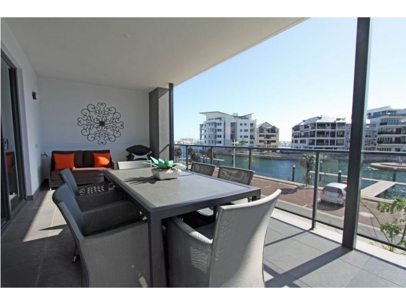 2/23 Galileo Loop, Mandurah WA 6210