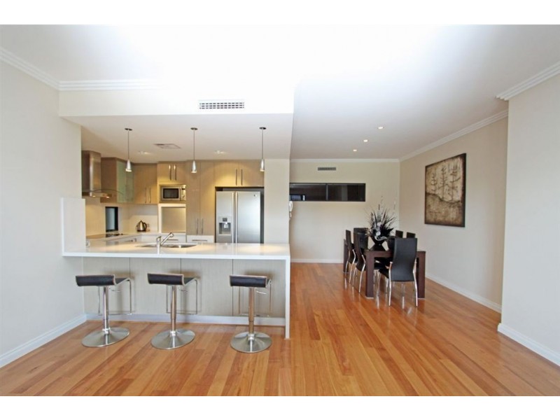 2/23 Galileo Loop, Mandurah WA 6210