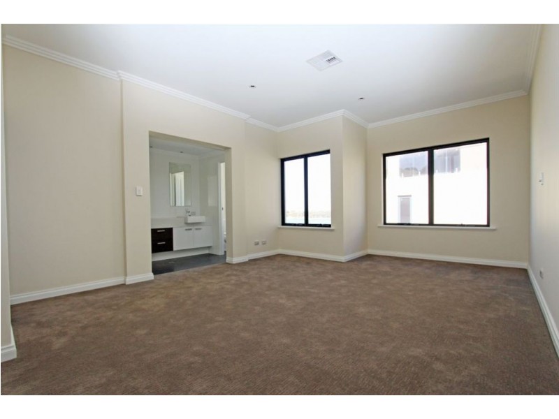 5/23 Galileo Loop, Mandurah WA 6210