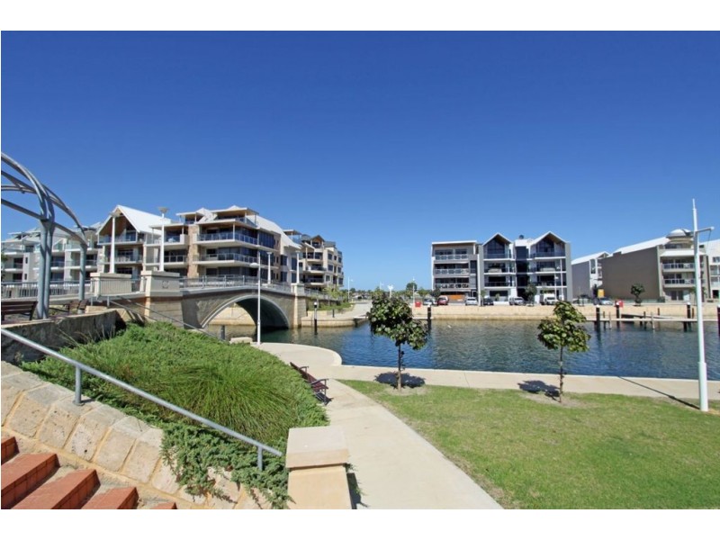 5/23 Galileo Loop, Mandurah WA 6210