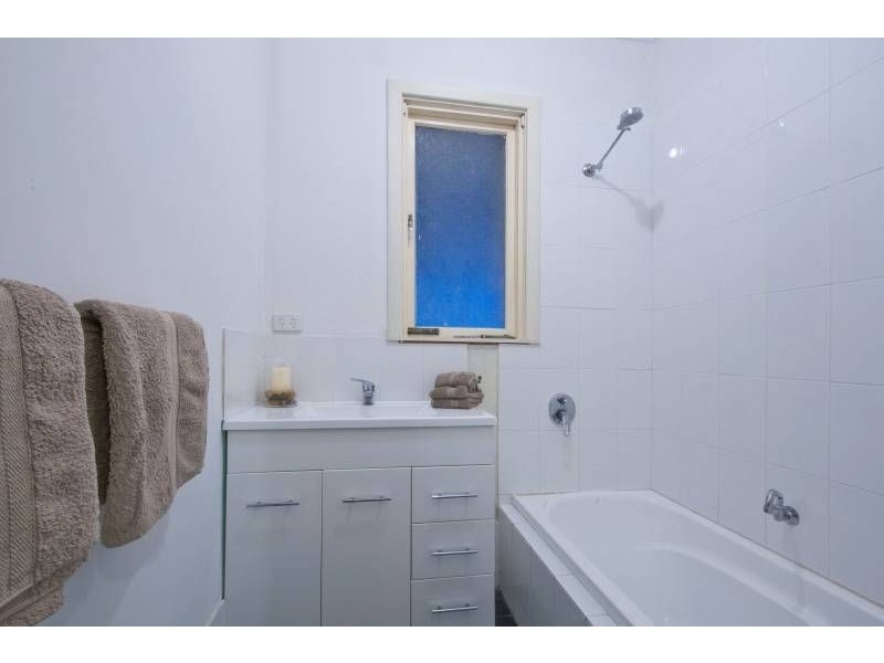 30 Bromley Road, Hilton WA 6163