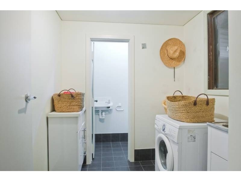 30 Bromley Road, Hilton WA 6163