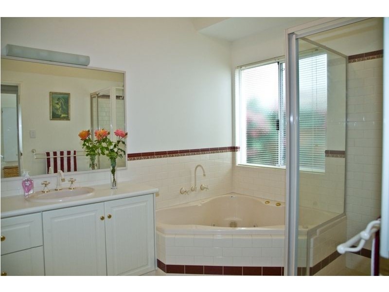 13 McNess Glade, Salter Point WA 6152