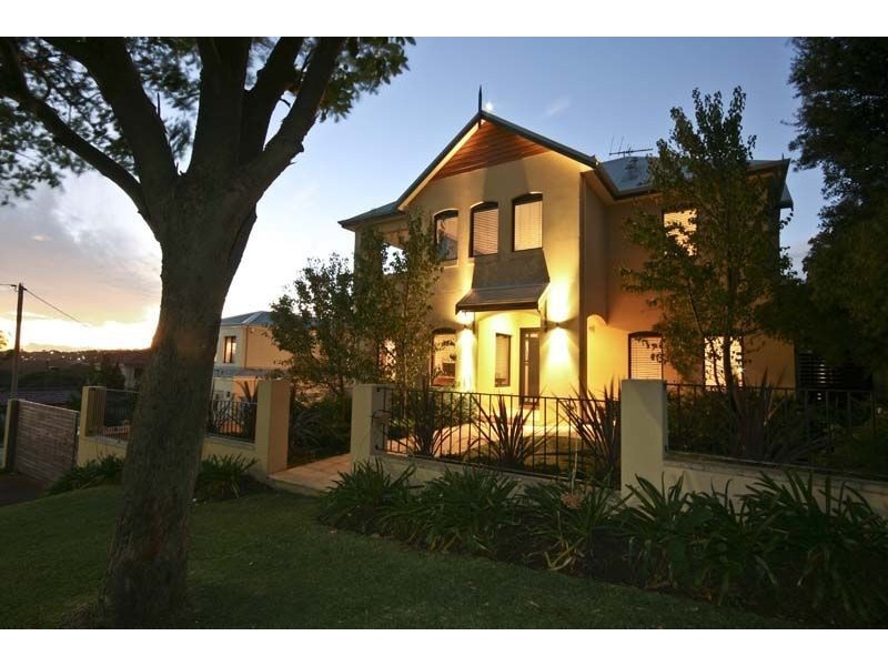 23 Beach Street, Bicton WA 6157