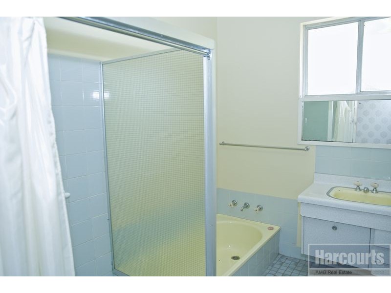 1 Hillary Street, Willagee WA 6156