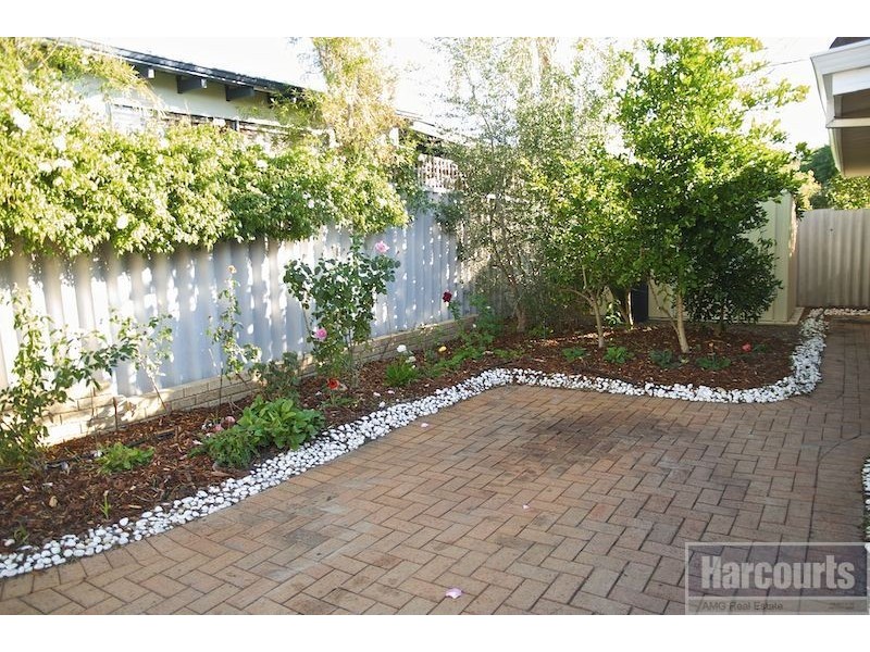 89b Cleopatra Street, Palmyra WA 6157