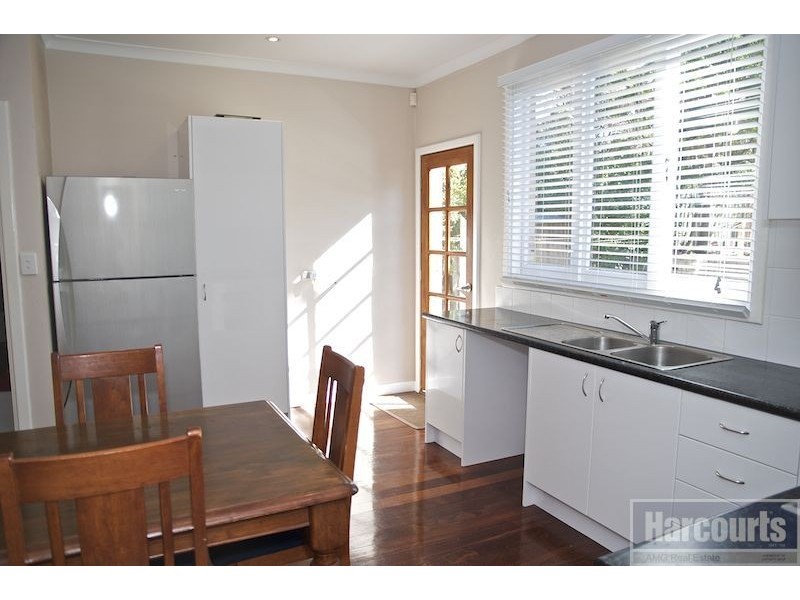 16 Cordelia Avenue, Coolbellup WA 6163