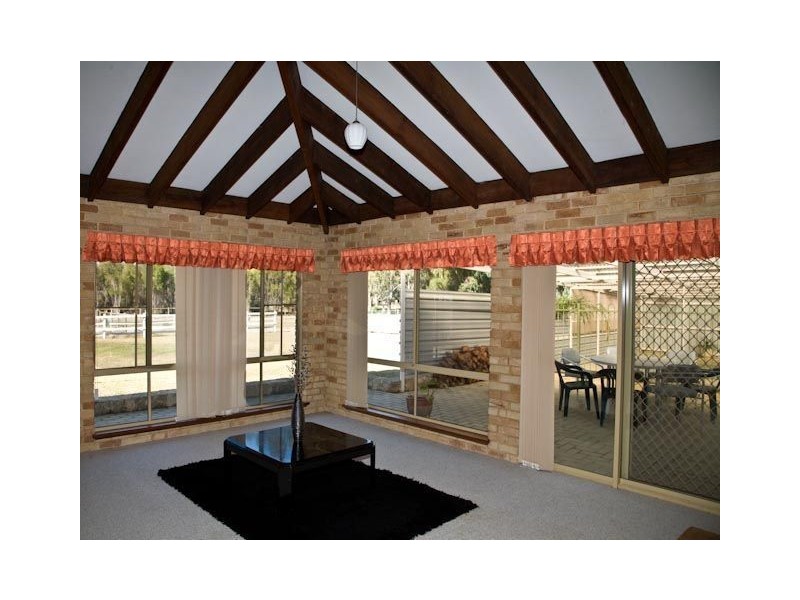 20 Frayne Place, Wandi WA 6167