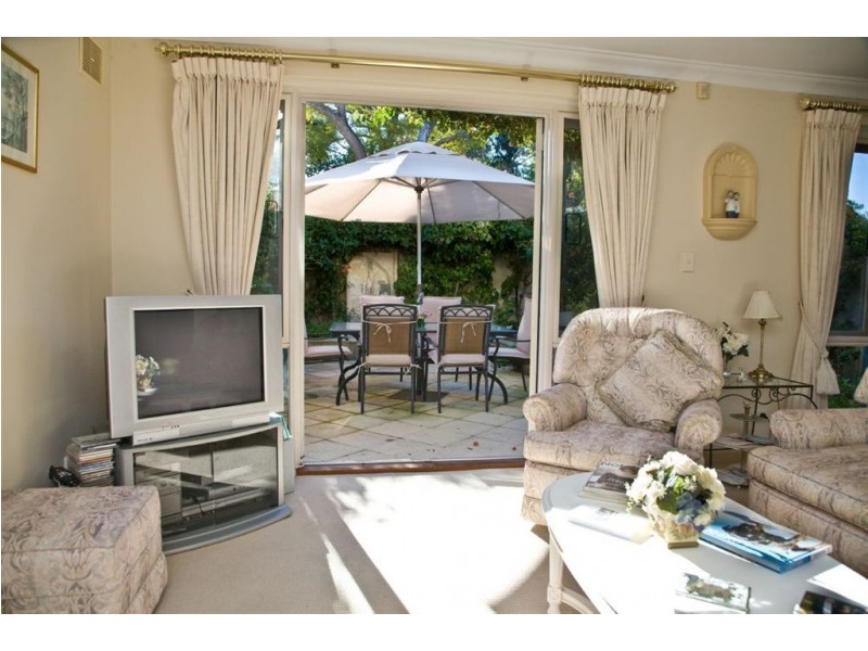 2/43 Macrae Road, Applecross WA 6153