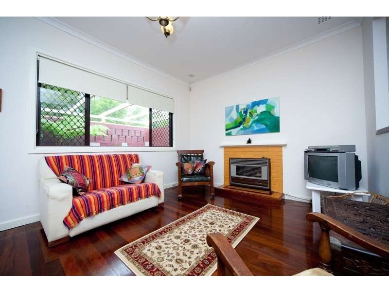 13 Purvis Street, Hamilton Hill WA 6163