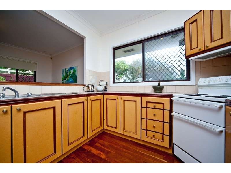 13 Purvis Street, Hamilton Hill WA 6163