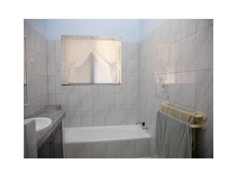 615 Rowley Road, Forrestdale WA 6112