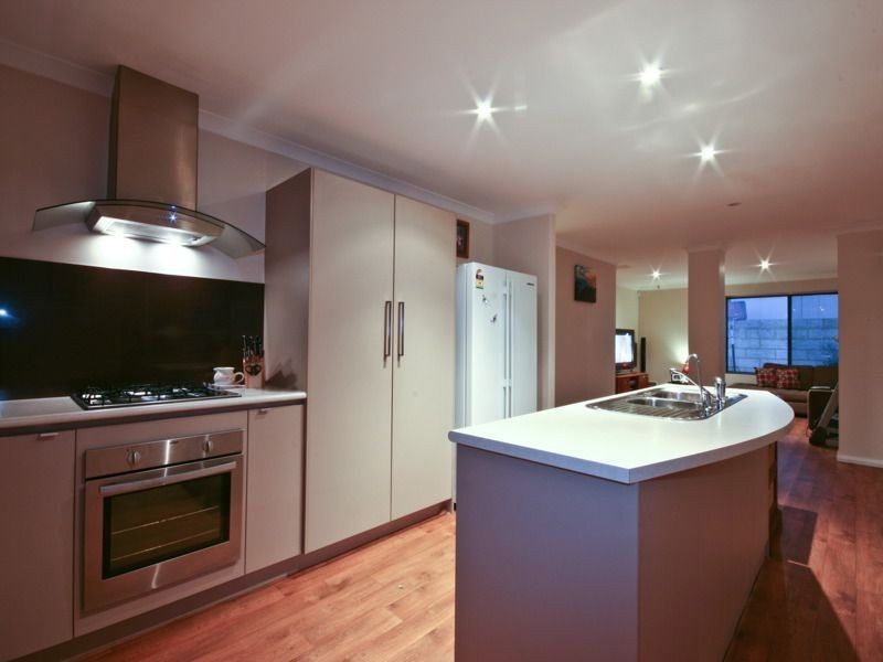 13 Rewell Vista, Bertram WA 6167