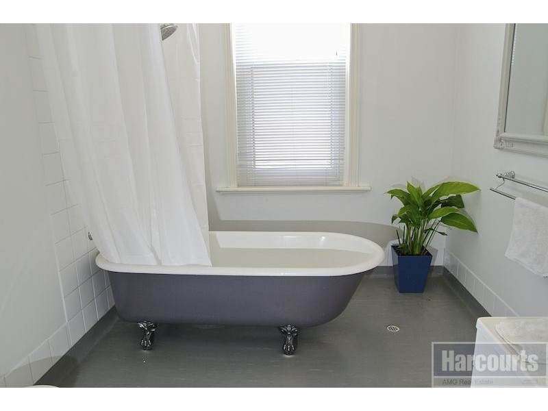 13 South Street, South Fremantle WA 6162