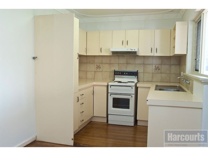 92 North Lake Road, Myaree WA 6154