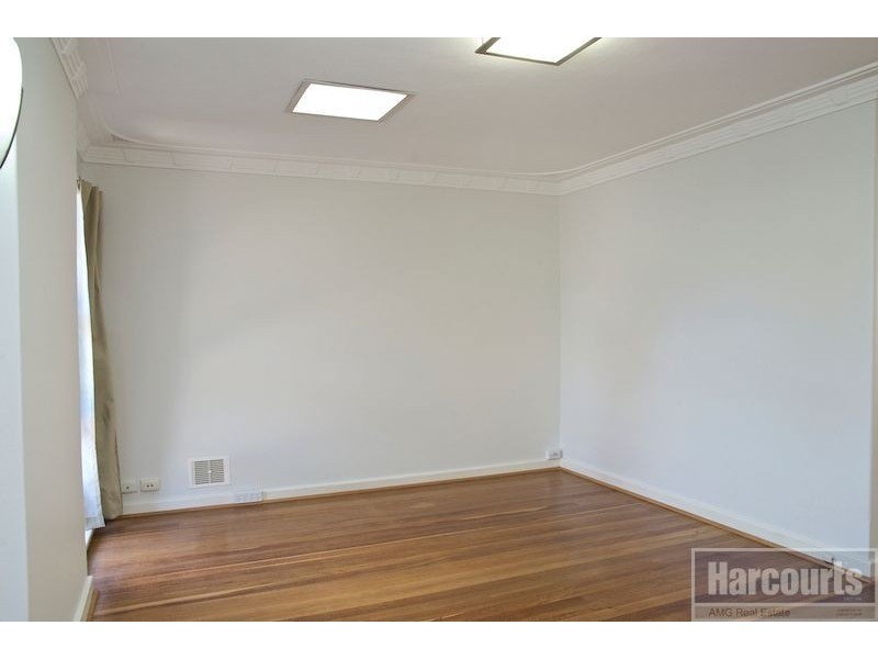 92 North Lake Road, Myaree WA 6154