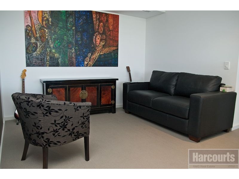 28/1 Marco Polo Drive, Mandurah WA 6210