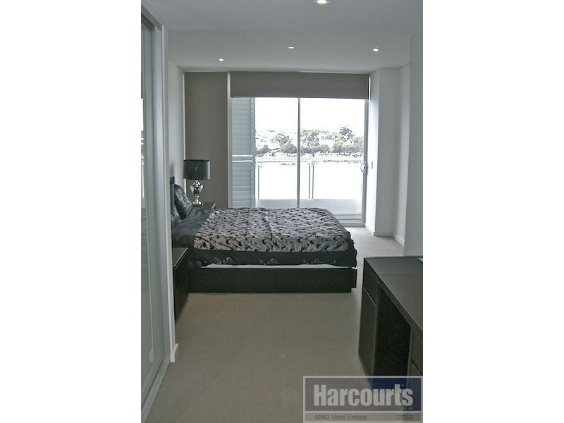28/1 Marco Polo Drive, Mandurah WA 6210