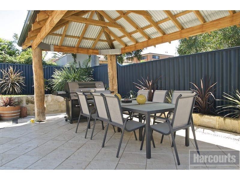 18a Carrington Street, Palmyra WA 6157