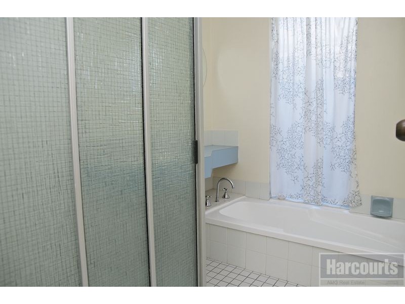 6 Placid Court, South Lake WA 6164