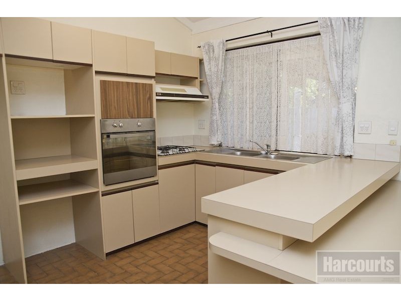 6 Placid Court, South Lake WA 6164