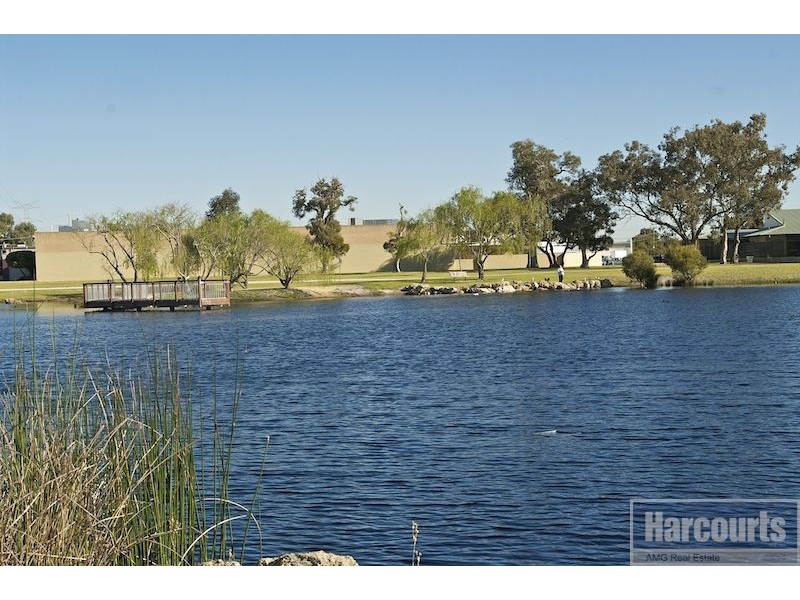 6 Placid Court, South Lake WA 6164