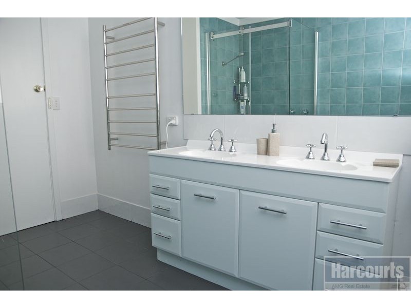 34 Davenport Road, Booragoon WA 6154