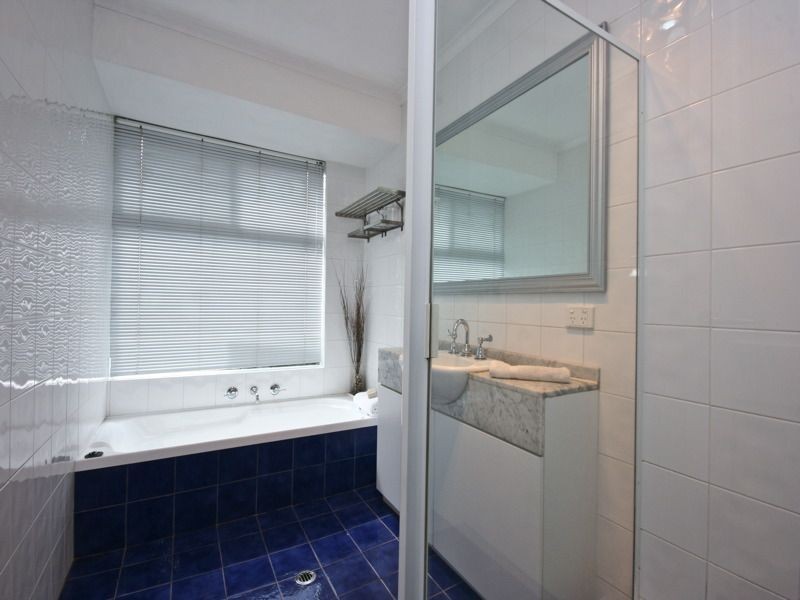 5 Renou Way, Bateman WA 6150