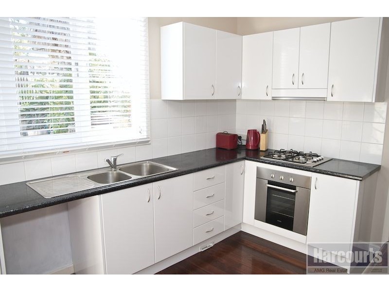 16 Cordelia Avenue, Coolbellup WA 6163