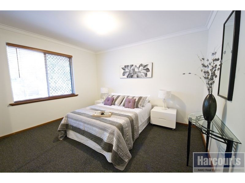 1/37 Third Street, Bicton WA 6157